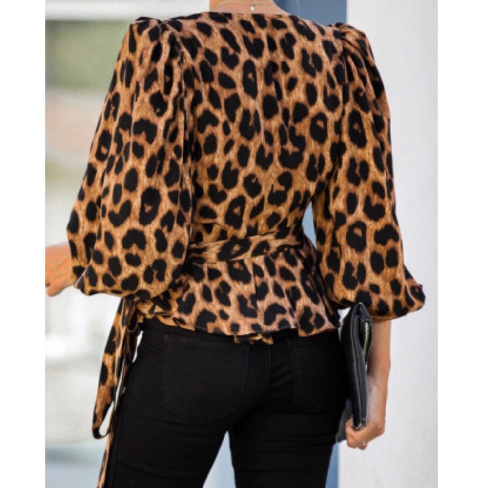 Animal print blouse - Picture 3 of 13